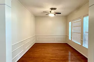 9215 Symphonic Ln, Houston, TX 77040 - Photo 5