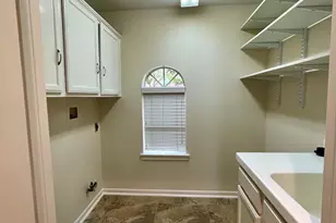 9215 Symphonic Ln, Houston, TX 77040 - Photo 13