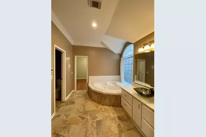 9215 Symphonic Lane, Houston, TX 77040 - Photo 15