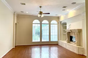 9215 Symphonic Ln, Houston, TX 77040 - Photo 15