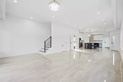 5014 Creekmont Drive, Houston, TX 77091 - Photo 9