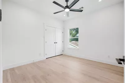 5014 Creekmont Drive, Houston, TX 77091 - Photo 21