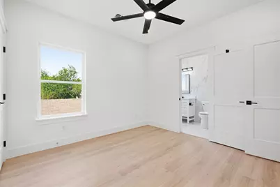 5014 Creekmont Drive, Houston, TX 77091 - Photo 17
