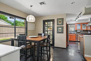 10615 Atwell Dr, Houston, TX 77096 - Photo 9