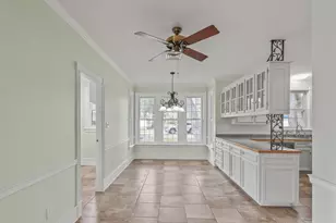 2015 Pecan Ln, Lake Jackson, TX 77566 - Photo 13