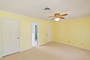 2015 Pecan Ln, Lake Jackson, TX 77566 - Photo 33