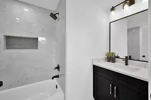 8021 Cora St, Houston, TX 77088 - Photo 17