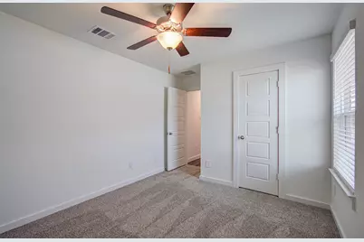 1130 Desert Willow Drive, Rosharon, TX 77583 - Photo 9
