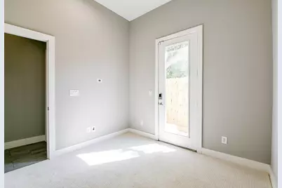 3215 Garrow Street, Houston, TX 77003 - Photo 5