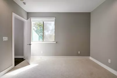 3215 Garrow Street, Houston, TX 77003 - Photo 21