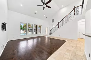 9806 Parsonsfield Ln, Katy, TX 77494 - Photo 13