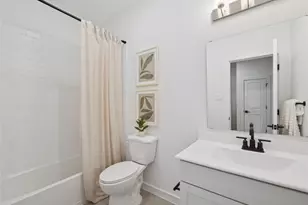 218 Dunovant Dr, Sealy, TX 77474 - Photo 25