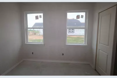 218 Dunovant Drive, Sealy, TX 77474 - Photo 9