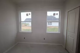 218 Dunovant Dr, Sealy, TX 77474 - Photo 9