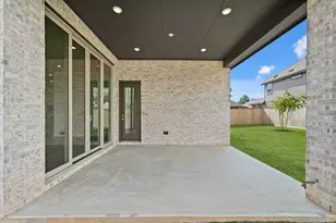 27004 West Rustlers Bend, Montgomery, TX 77316 - Photo 29