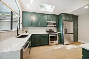 31 Fire Flicker Pl, The Woodlands, TX 77381 - Photo 11
