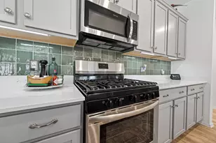 725 Ivory Crk Ct, Willis, TX 77378 - Photo 11