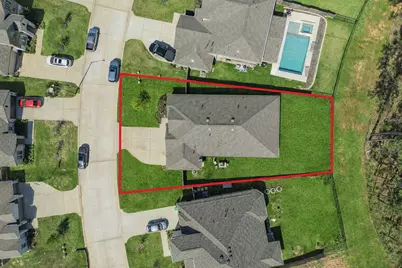 725 Ivory Creek Court, Willis, TX 77378 - Photo 5