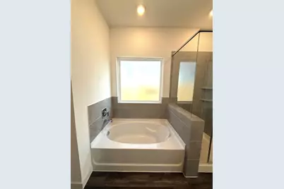 4308 Wallace Falls Lane, Conroe, TX 77303 - Photo 11