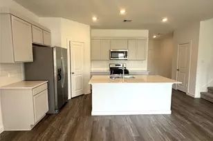 4308 Wallace Fls Ln, Conroe, TX 77303 - Photo 5