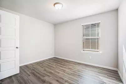4302 Fenwick Road, Texas City, TX 77591 - Photo 13