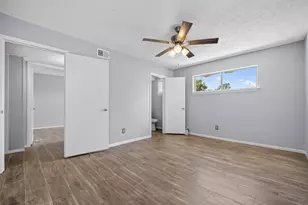 7714 Renwick Dr, Houston, TX 77081 - Photo 23