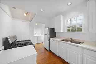1510 Harold St, Houston, TX 77006 - Photo 9