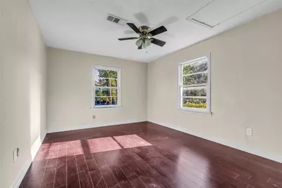 131 E 31st 1/2 Street, Houston, TX 77018 - Photo 11