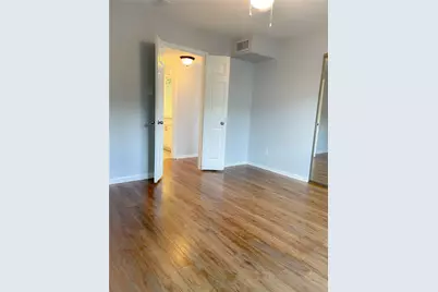 2744 Briarhurst Drive #50, Houston, TX 77057 - Photo 13