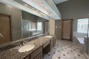 13103 Waldemere Dr, Houston, TX 77077 - Photo 19