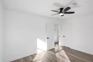 4516 Werner St, Houston, TX 77022 - Photo 19