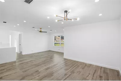 4516 Werner Street, Houston, TX 77022 - Photo 9