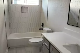 17238 Maple Hollow Dr, Sugar Land, TX 77498 - Photo 19