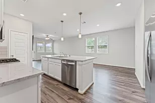 5602 Giving Grace Wy, Houston, TX 77048 - Photo 5