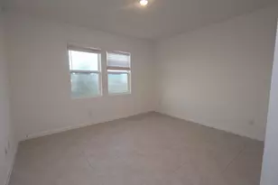 434 Monarch Trl, Huntsville, TX 77340 - Photo 3