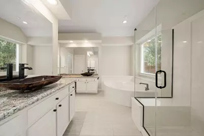 422 Bay Bridge Drive, Sugar Land, TX 77478 - Photo 33