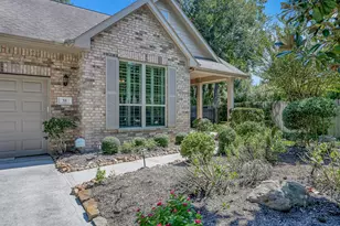 35 E Bellmeade Pl, The Woodlands, TX 77382 - Photo 5