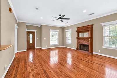 531 Jimmy Phillips Boulevard, Angleton, TX 77515 - Photo 11