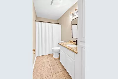 531 Jimmy Phillips Boulevard, Angleton, TX 77515 - Photo 15