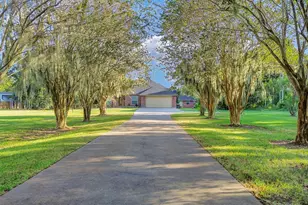 531 Jimmy Phillips Blvd, Angleton, TX 77515 - Photo 21