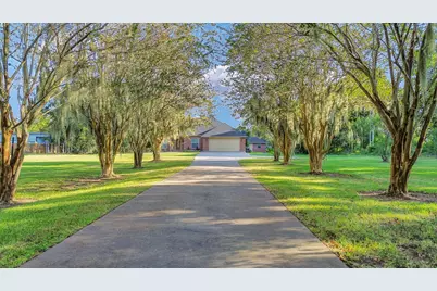 531 Jimmy Phillips Boulevard, Angleton, TX 77515 - Photo 21