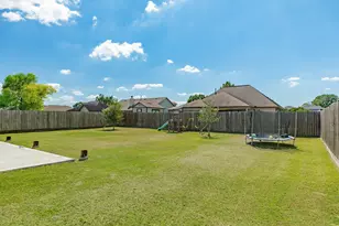 2554 Lakeside Dr, West Columbia, TX 77486 - Photo 9
