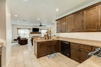 2554 Lakeside Drive, West Columbia, TX 77486 - Photo 19