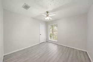 13923 Ludgate Pass, Houston, TX 77034 - Photo 19