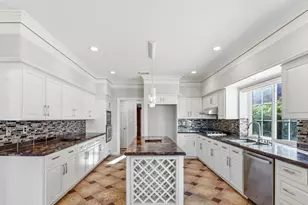 10 Burwick St, Sugar Land, TX 77479 - Photo 15