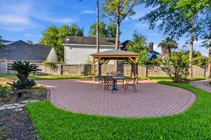 10 Burwick St, Sugar Land, TX 77479 - Photo 43