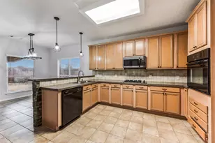 522 Cedar Point Dr, League City, TX 77573 - Photo 19