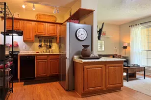 1311 Antoine Dr, Houston, TX 77055 - Photo 5