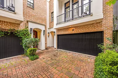 310 W Bell Street, Houston, TX 77019 - Photo 3