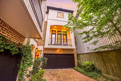310 W Bell Street, Houston, TX 77019 - Photo 1